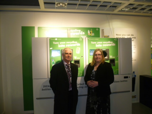 Reverse Vending opening with Enviromentor’s Director, Marion Croy